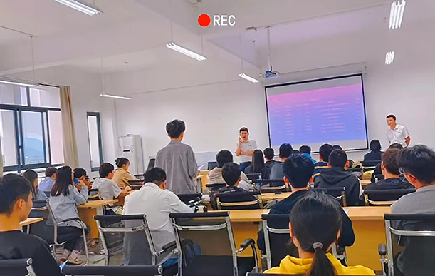 校企合作，提供就業(yè)崗位